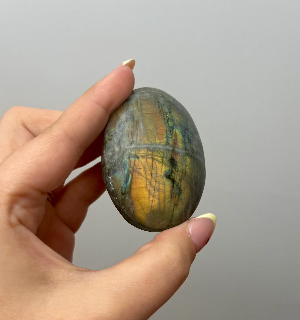 Labradorite palm stone