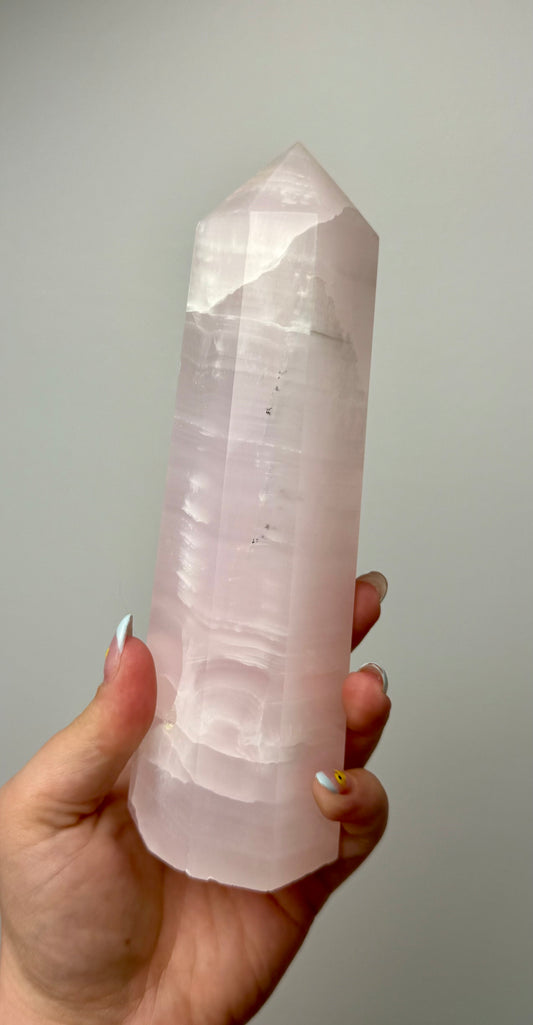 Mangano “pink” calcite tower
