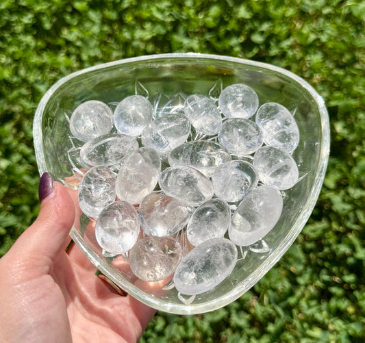 Clear quartz tumbles