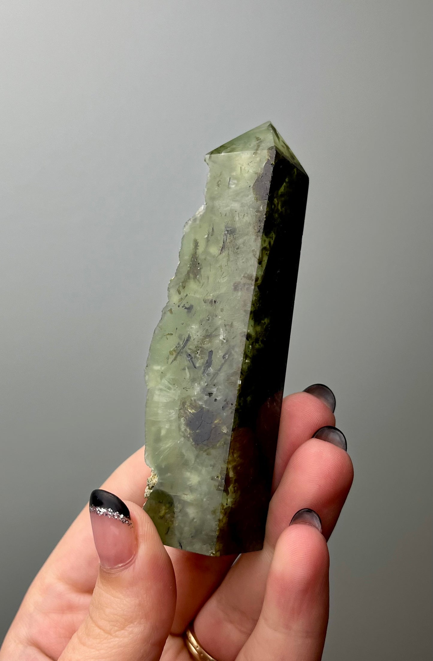 Prehnite half raw tower