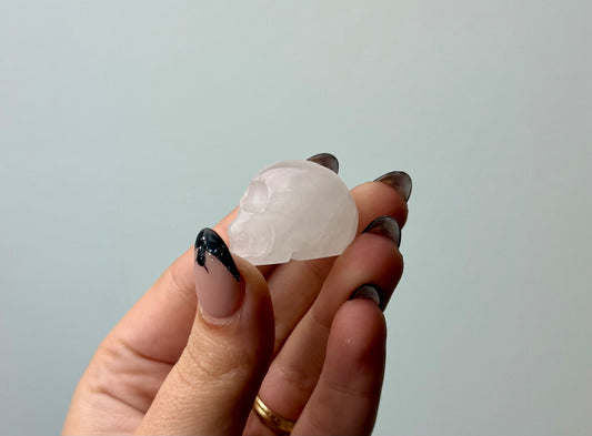Quartz skull carving