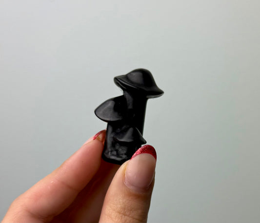Obsidian mushroom carving