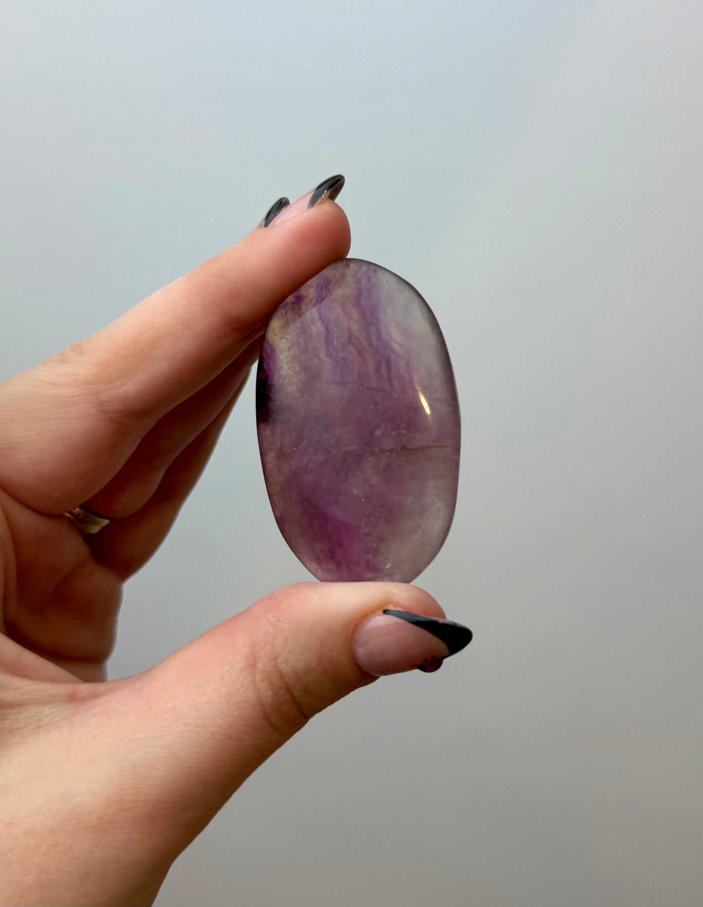 Fluorite palm stone