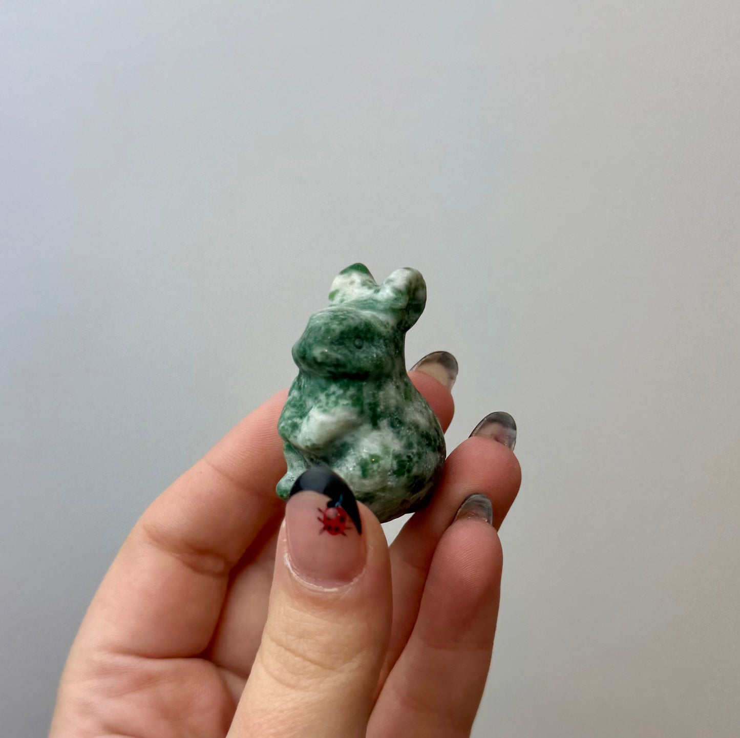 Moss agate bunny carving
