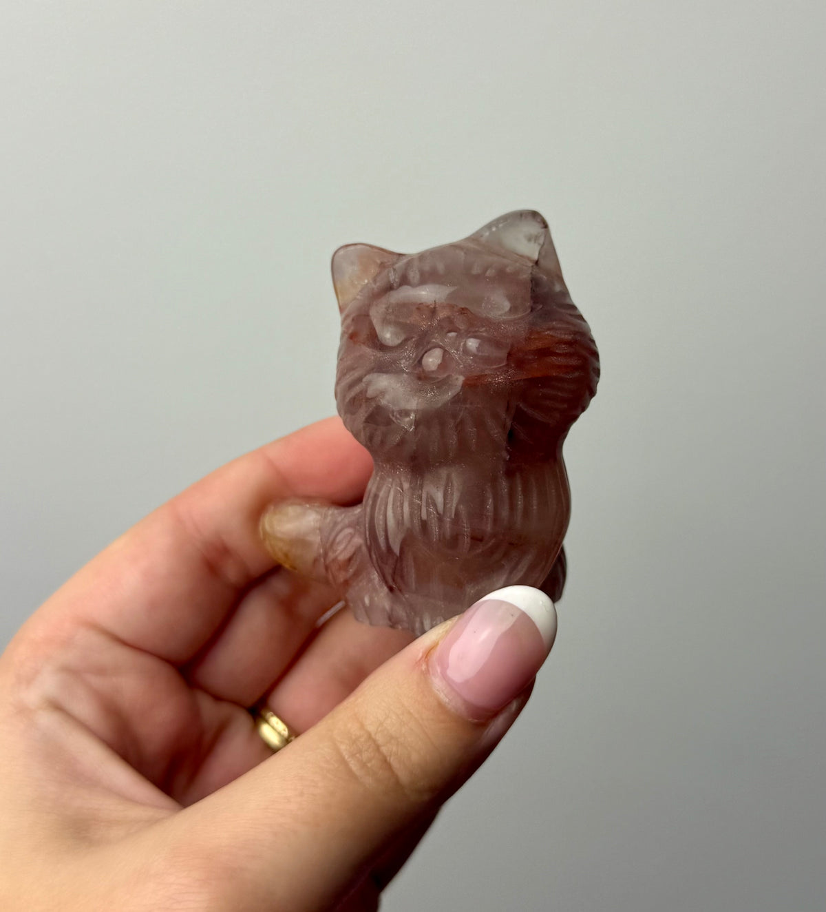 Fire quartz cat carving