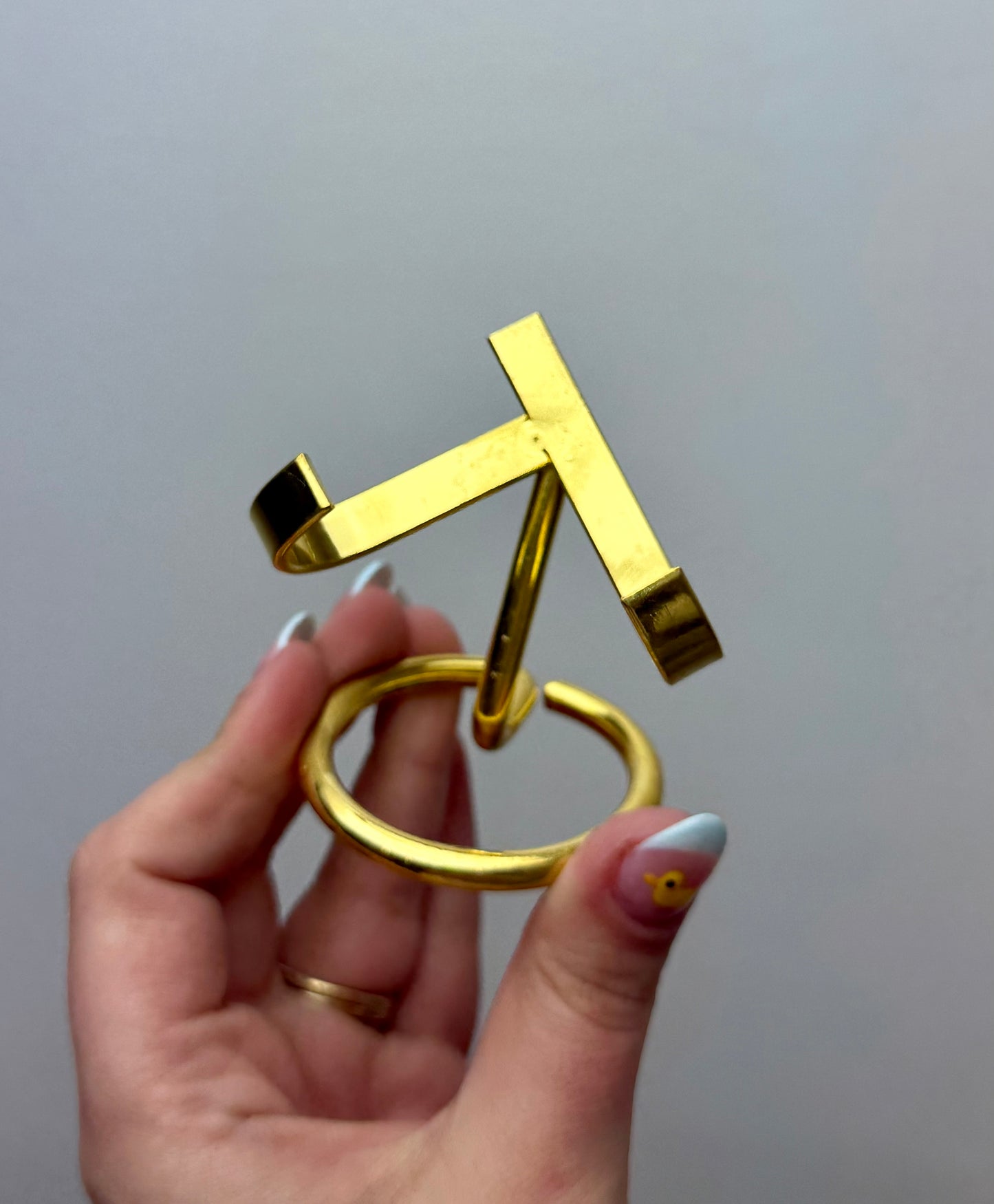 Gold stand