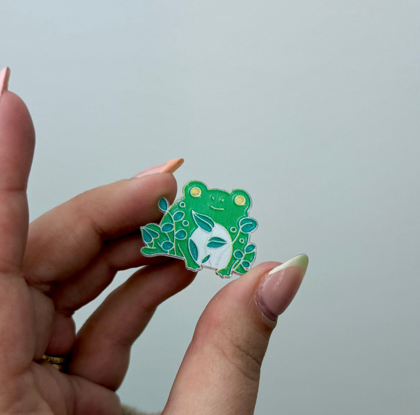 Frog pin
