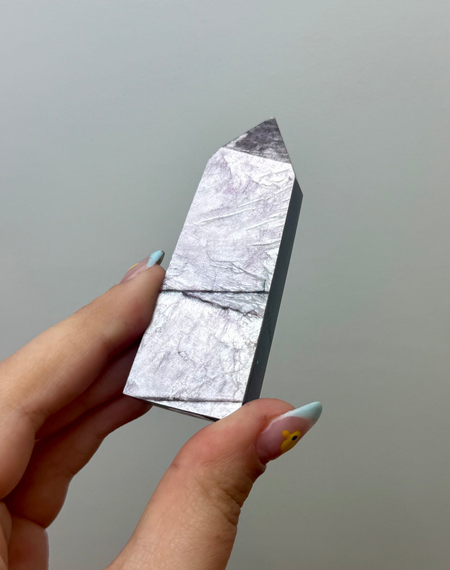 Purple mica/gem lepidolite tower