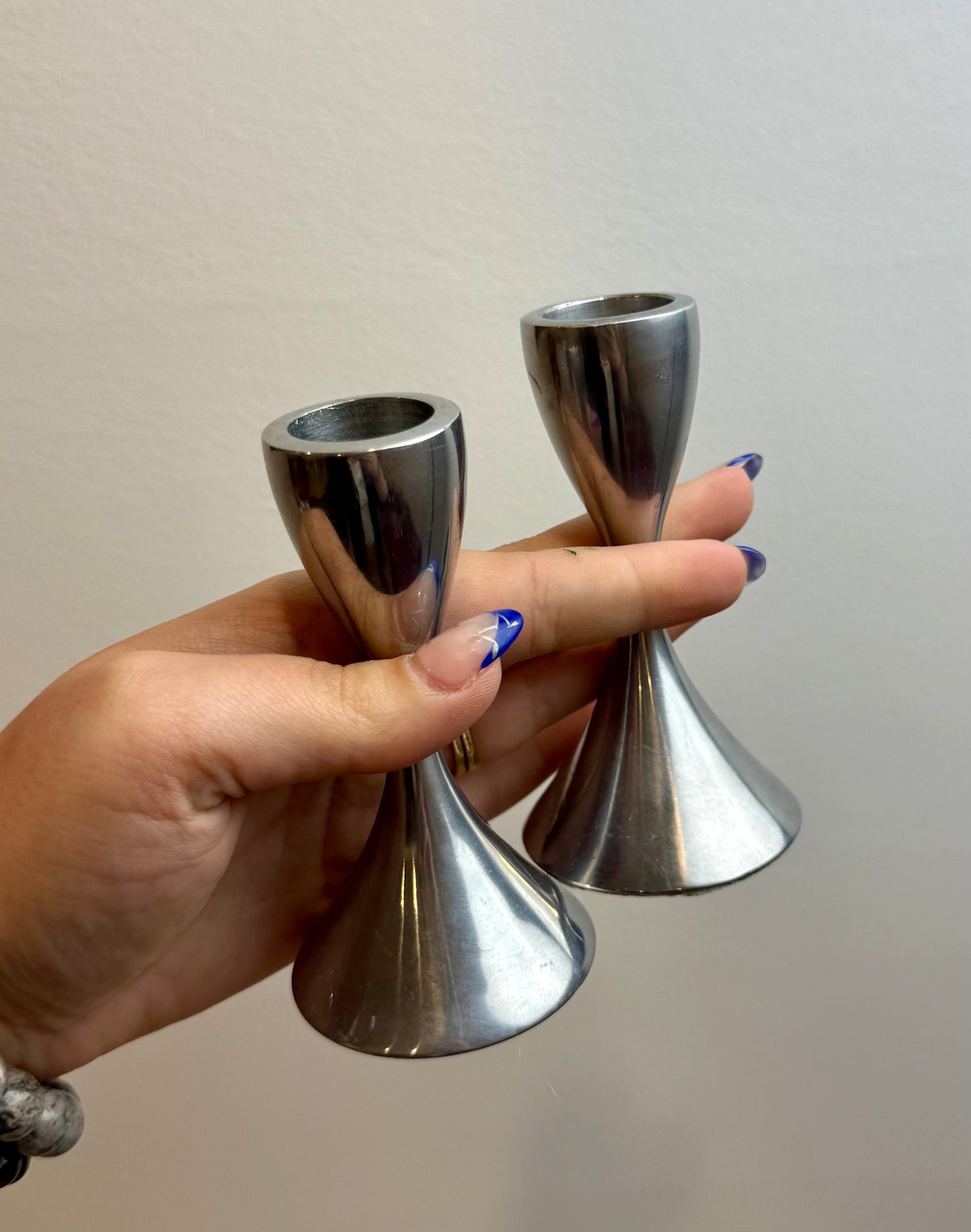 Set of 2 candle stick holder/sphere stands thrifted find