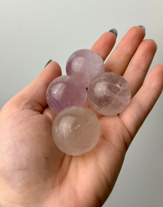 Light amethyst spheres