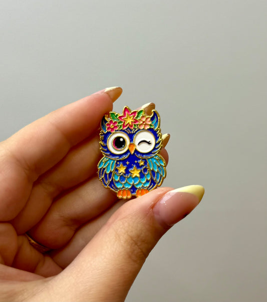 Owl enamel pin