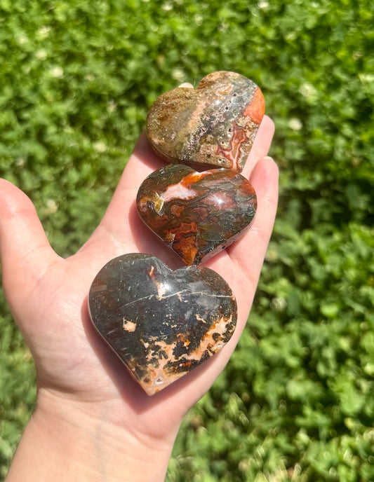 Dyed moss agate heart carvings
