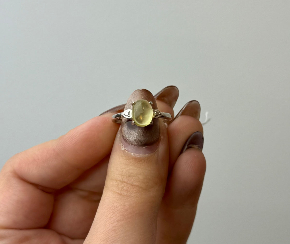 Prehnite adjustable ring