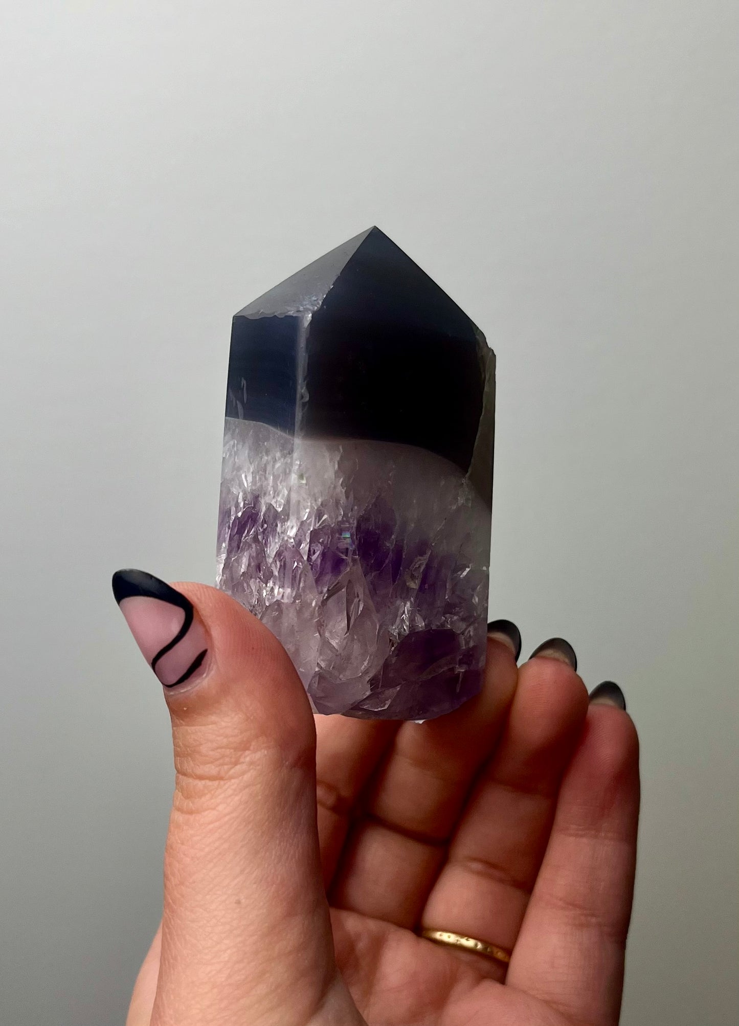 Amethyst agate tower