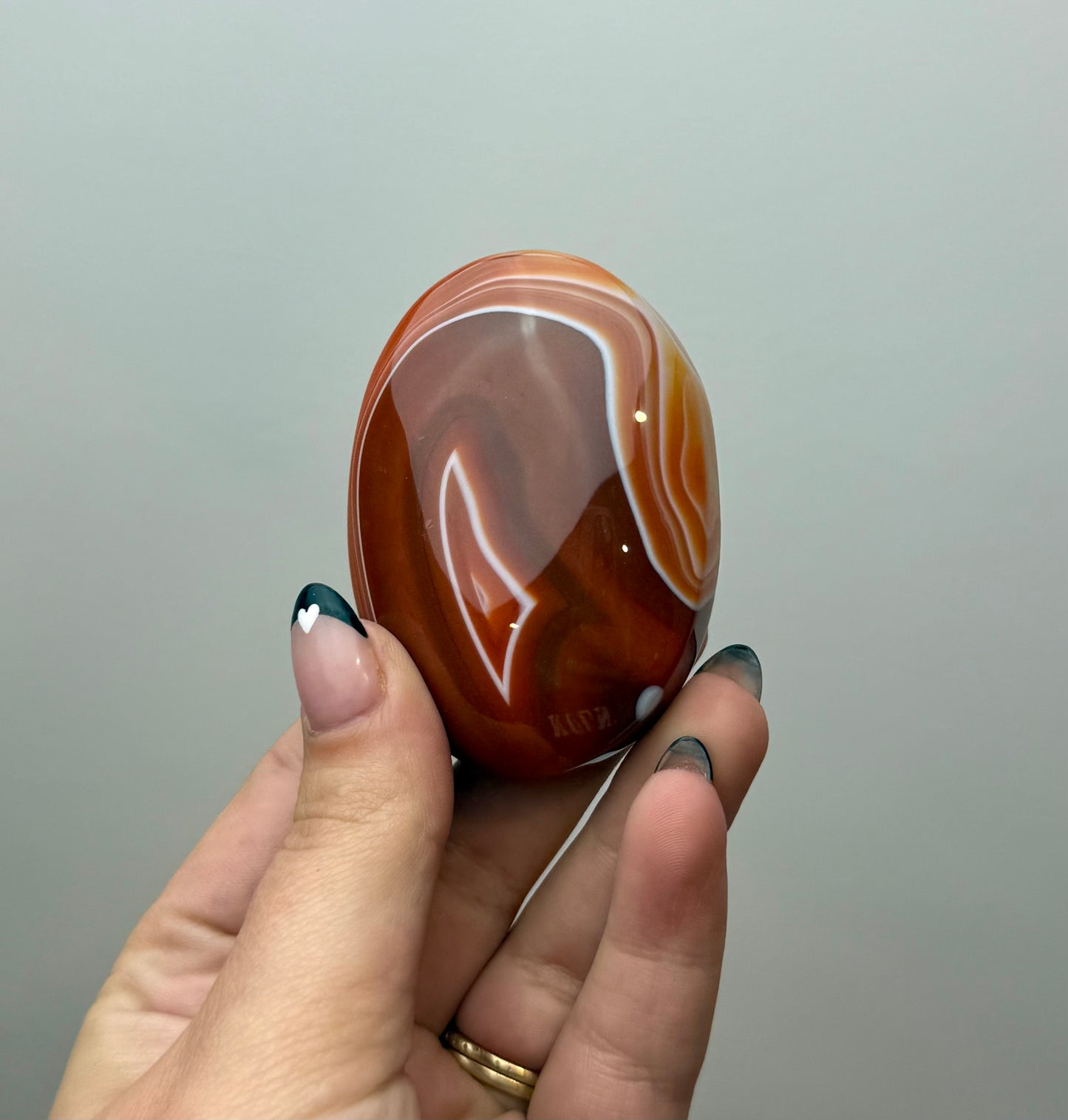 Carnelian palm stone