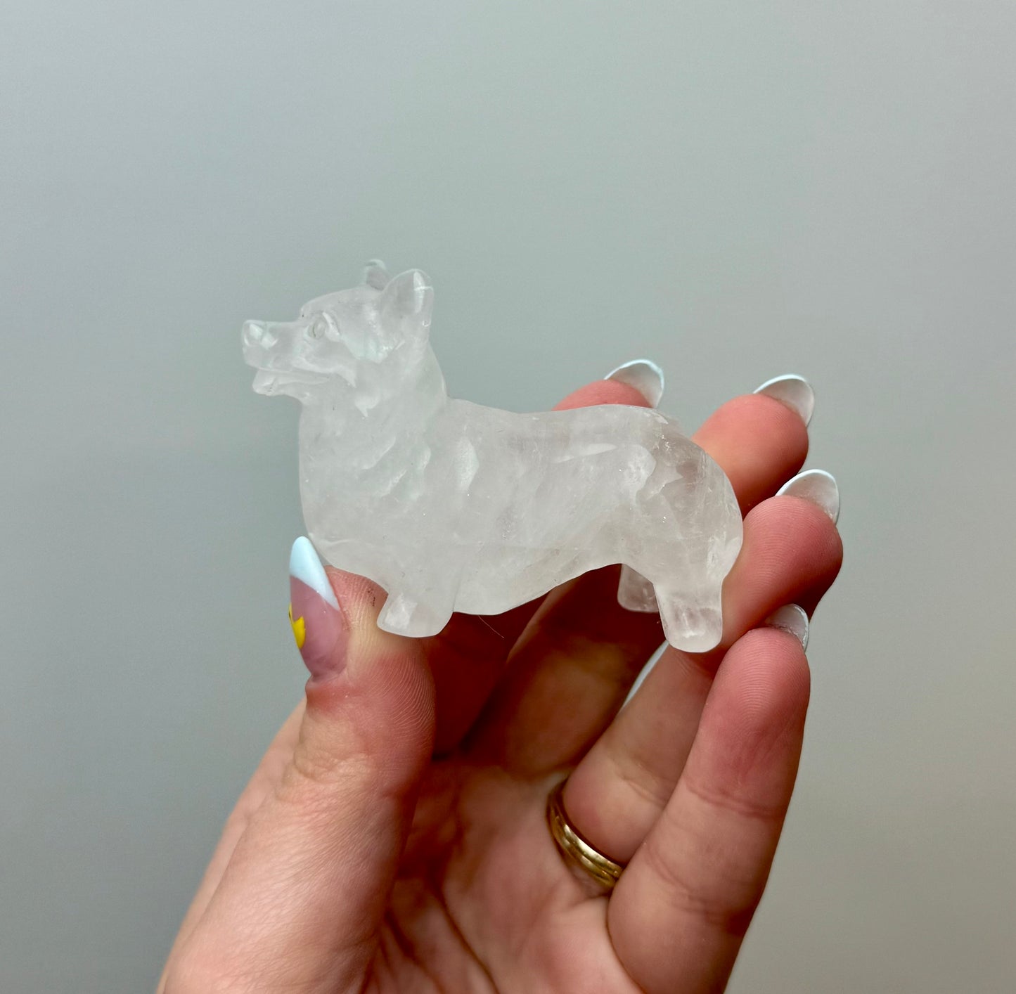 Quartz corgi carving
