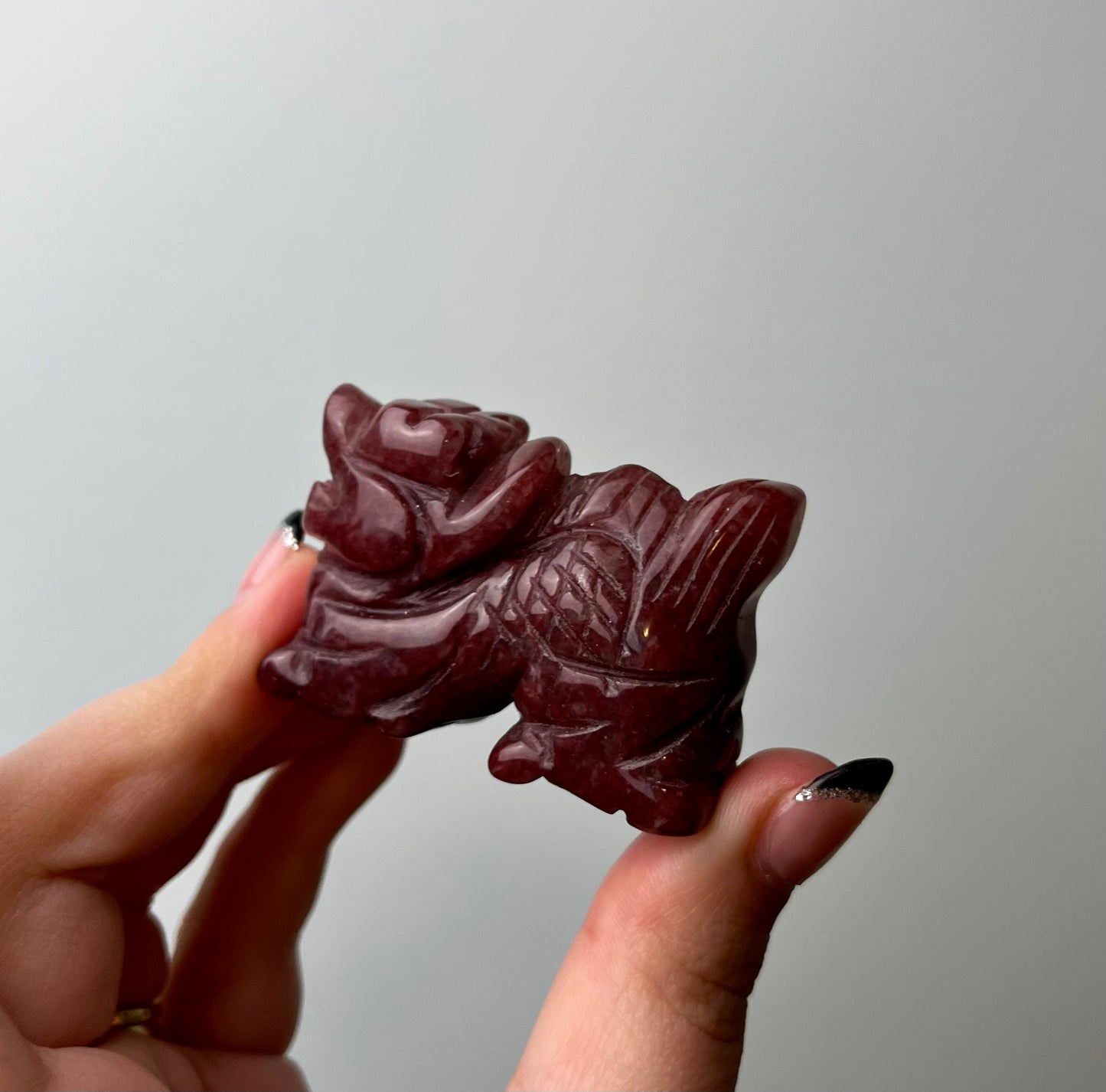 Strawberry Quartz dragon carving