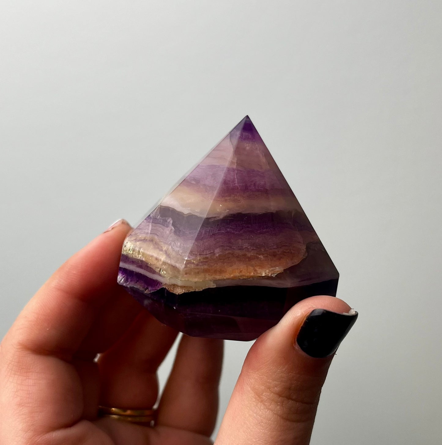 Fluorite diamond carving