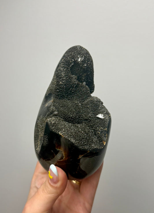 Septarian freeform