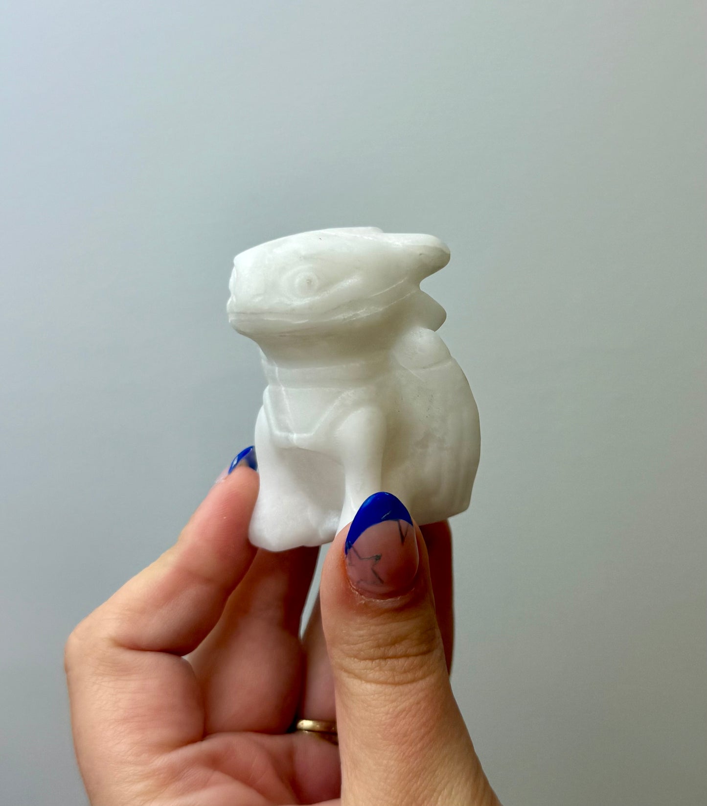 White jade toothless carvings
