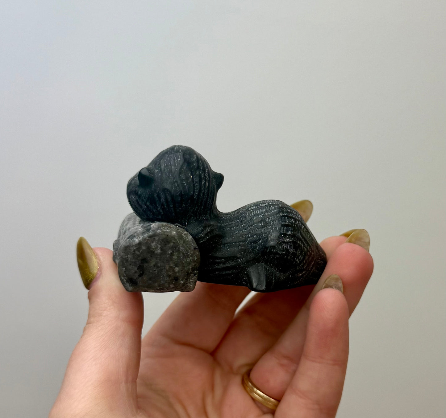 Otter carving