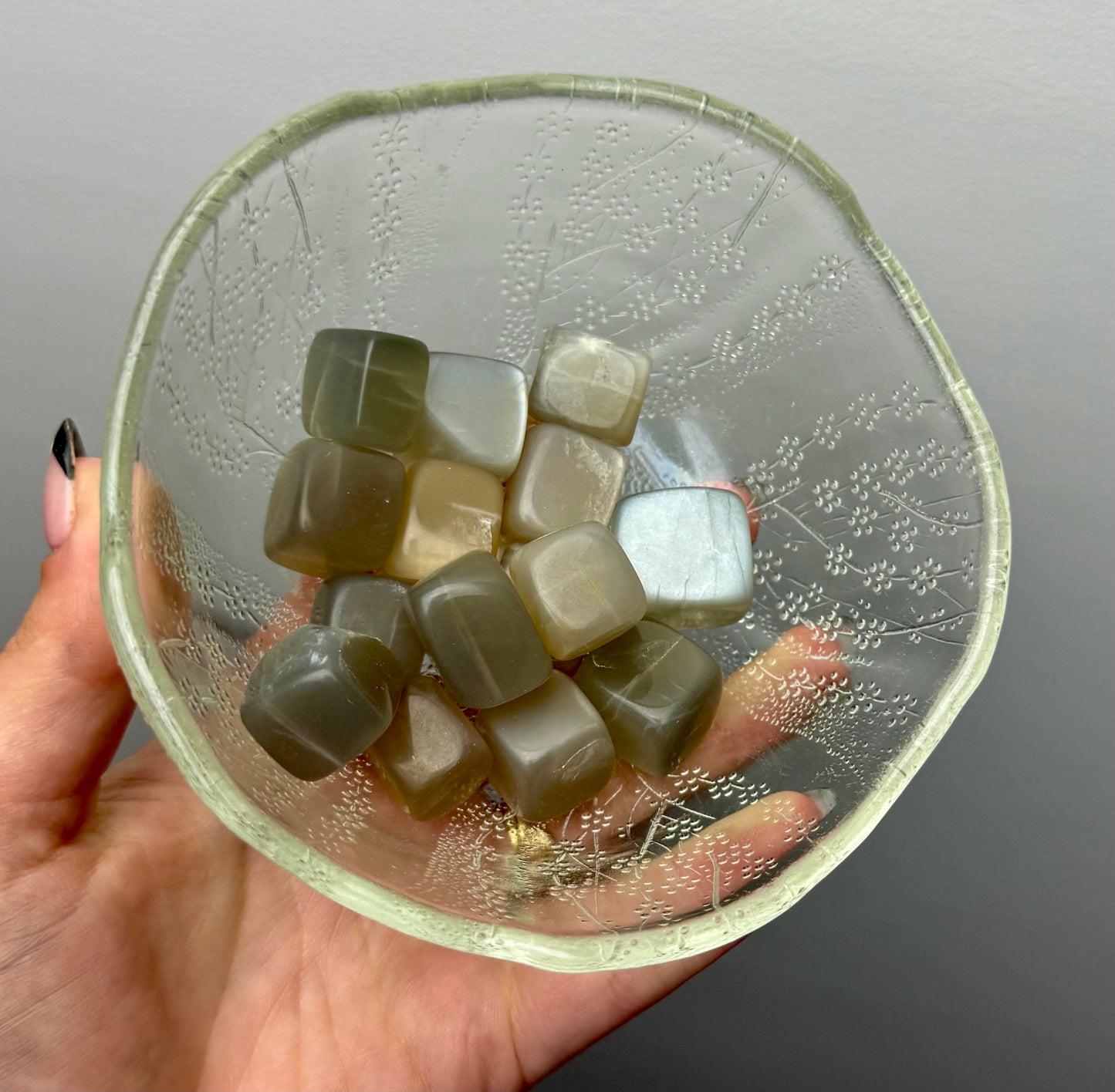 Green moonstone garnierite cubes