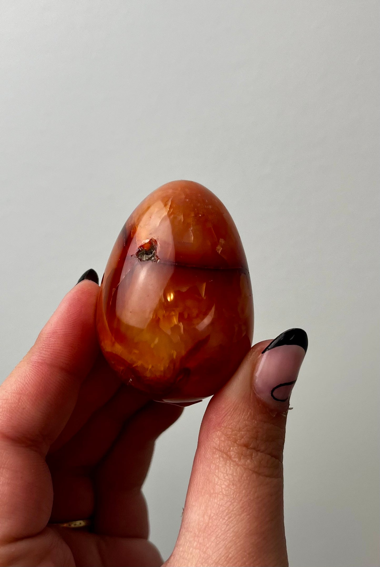 Carnelian egg