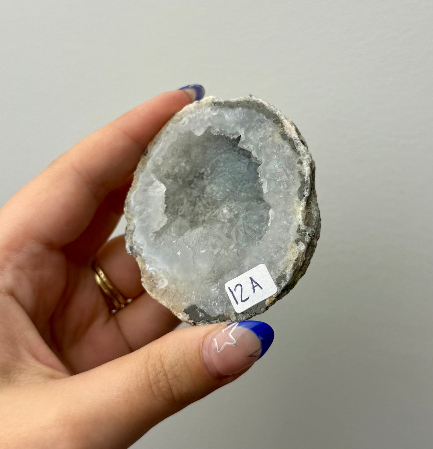 Quartz geode half A