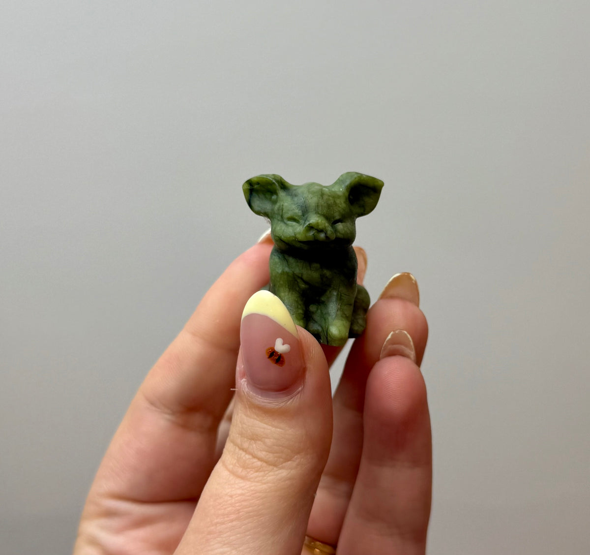 Jade pig carving