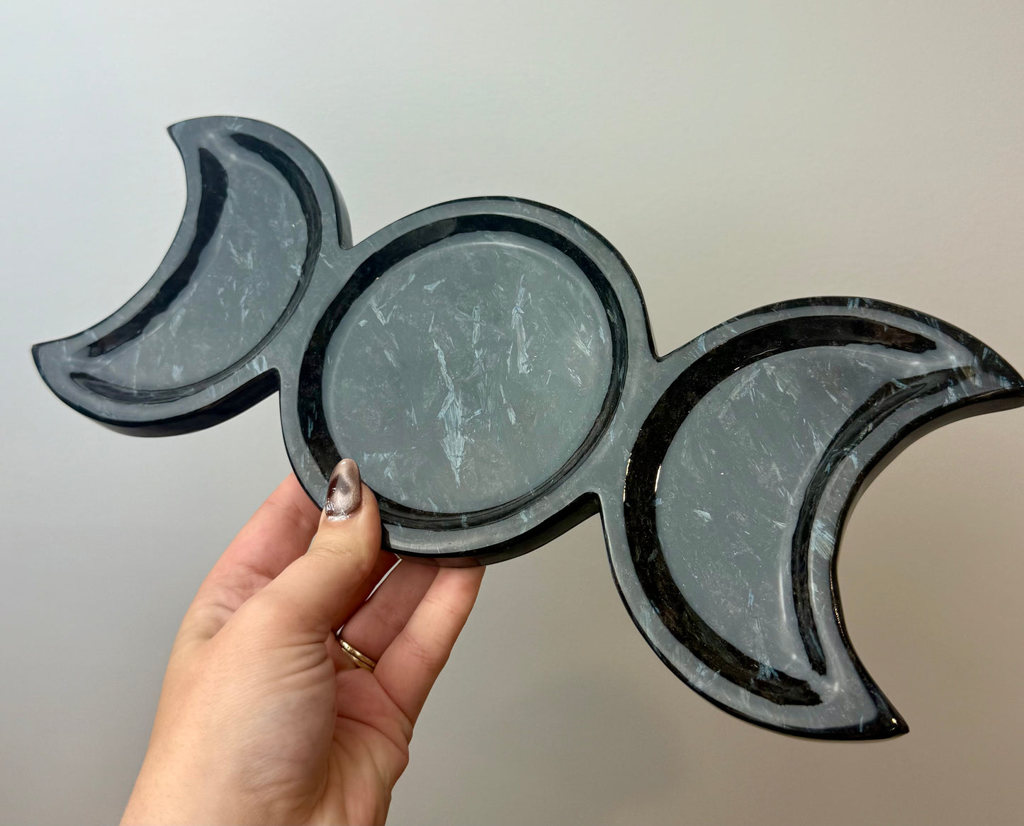 Arfvedsonite/firework stone moon tray