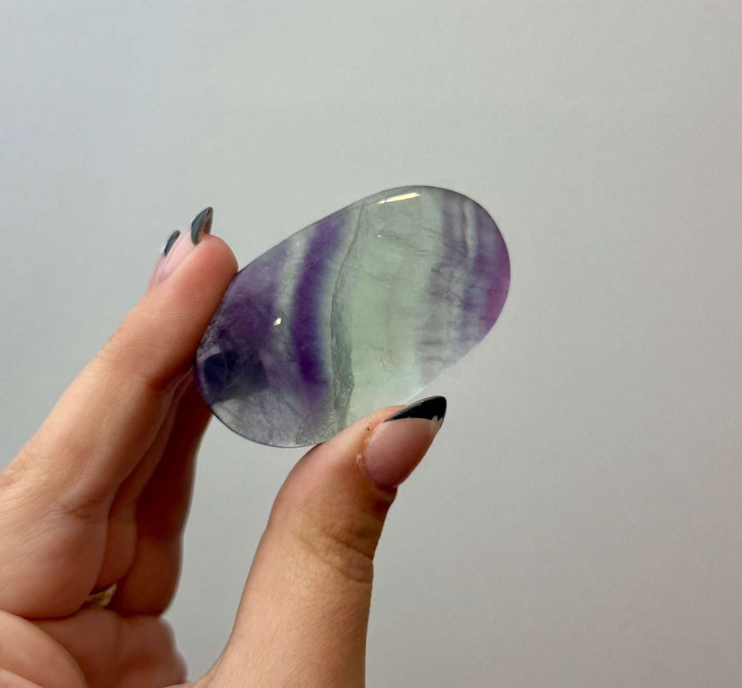Fluorite palm stone