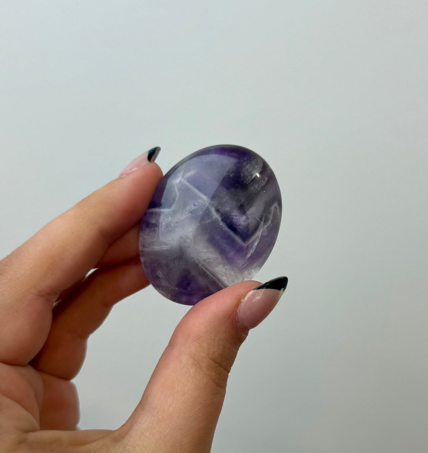 Dream amethyst worry stone