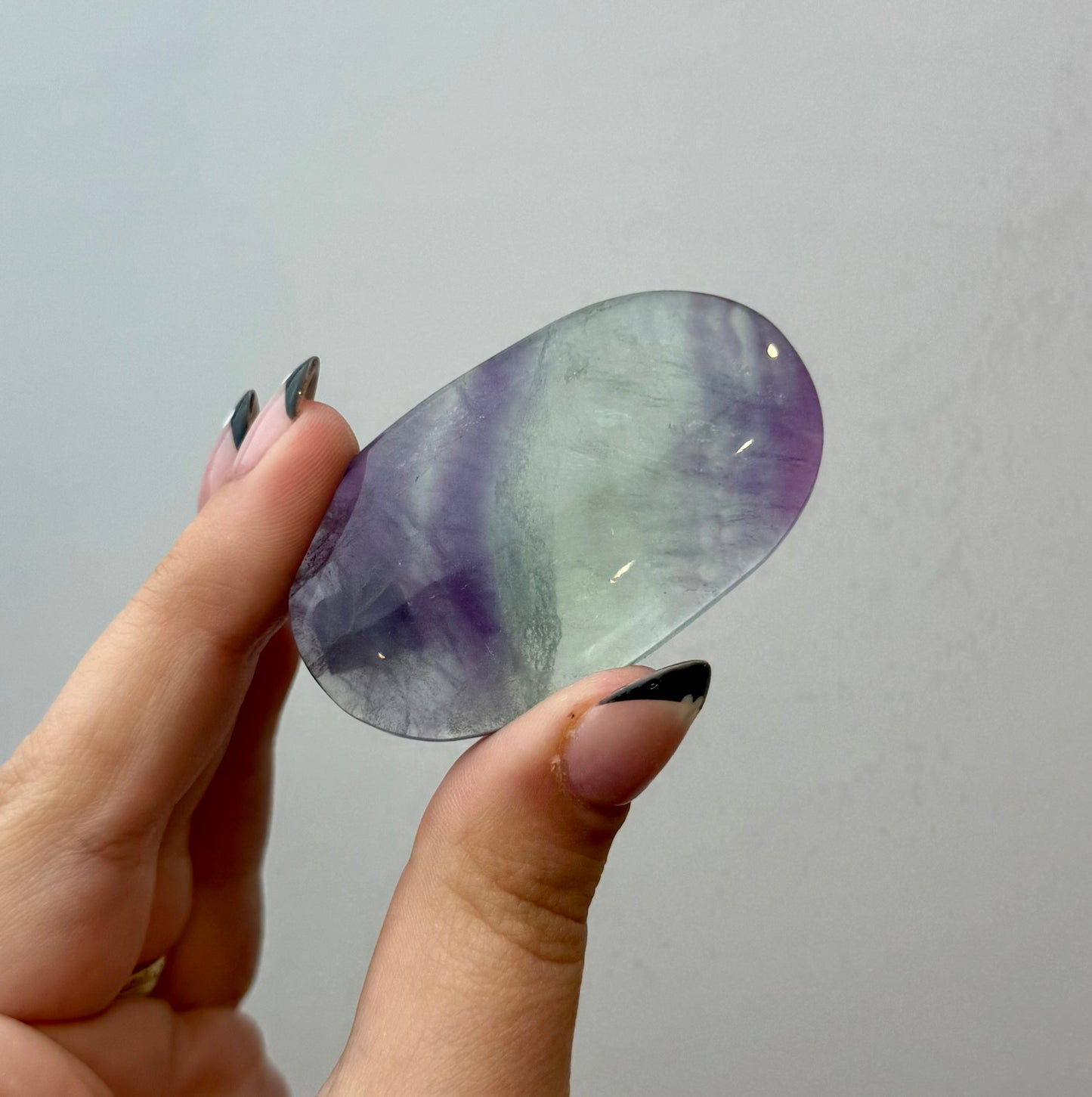 Fluorite palm stone