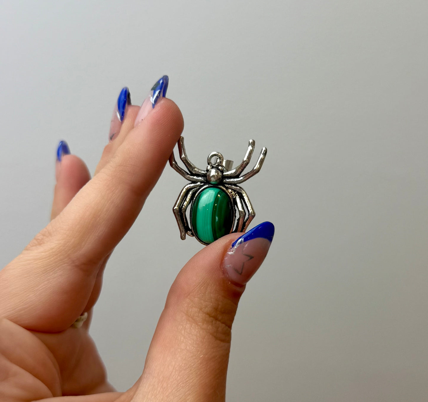 Malachite spider pendant
