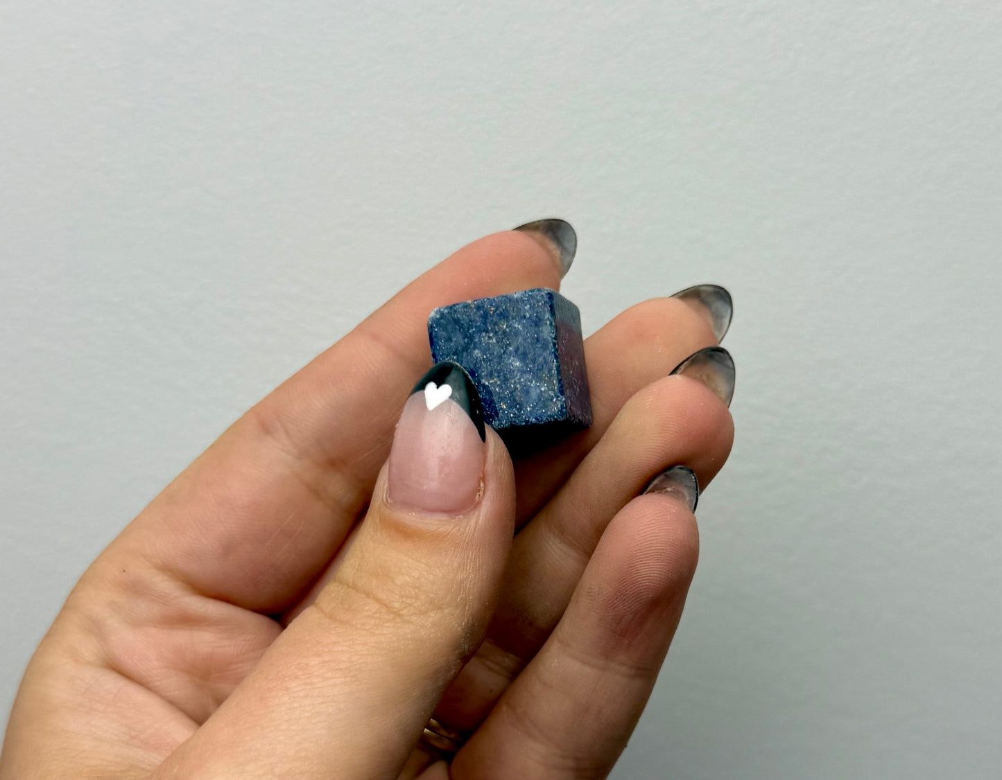 Lapis lazuli cube