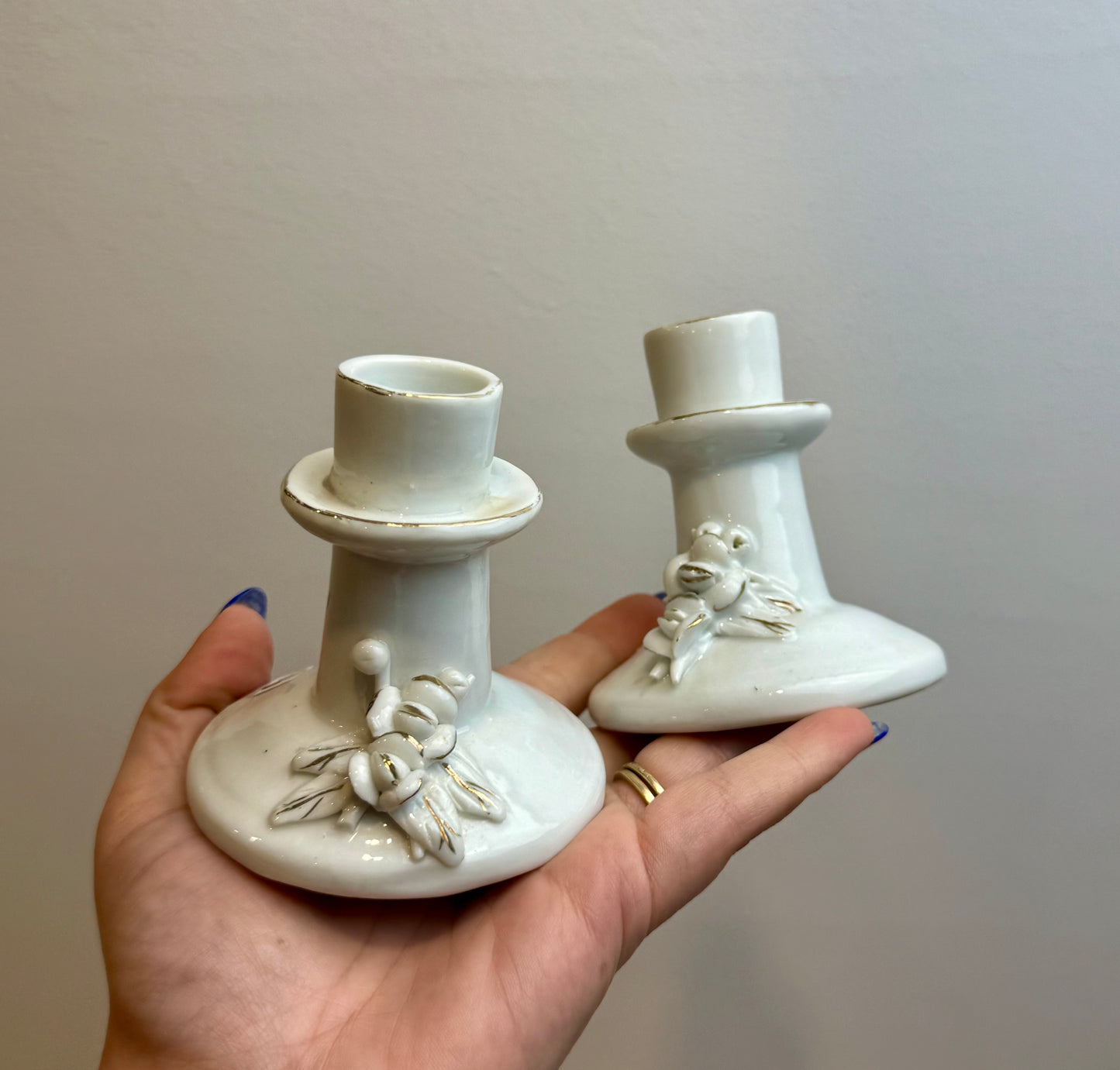 Set of 2 candle stick holder/sphere stands thrifted find