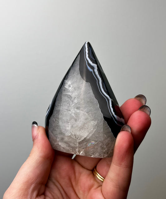 Black agate Quartz tear freeform