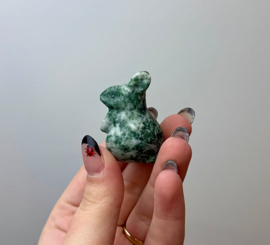 Moss agate bunny carving
