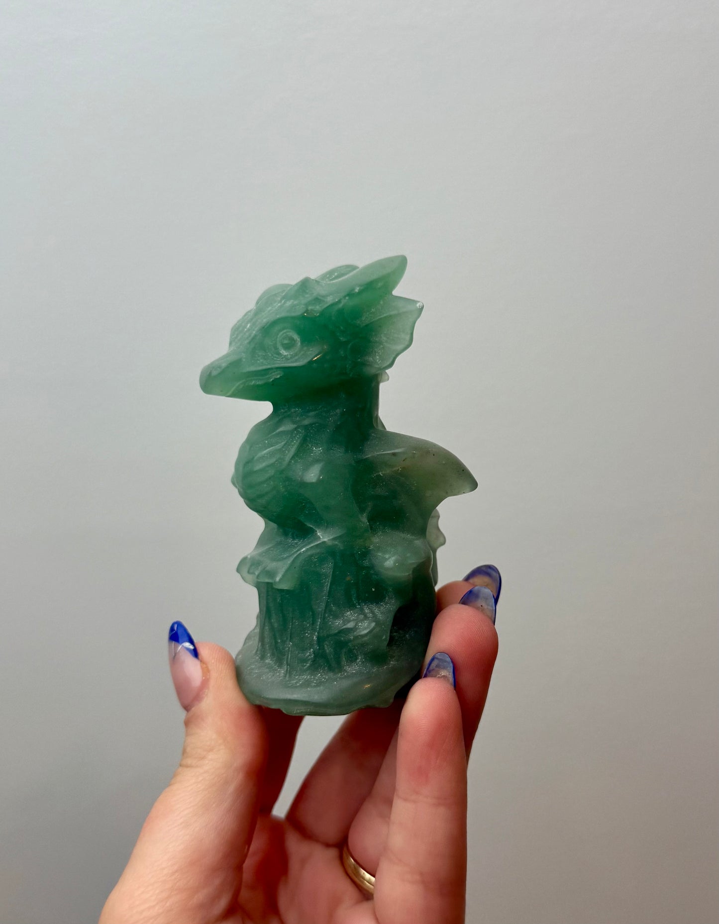 Green aventurine drsgon carving