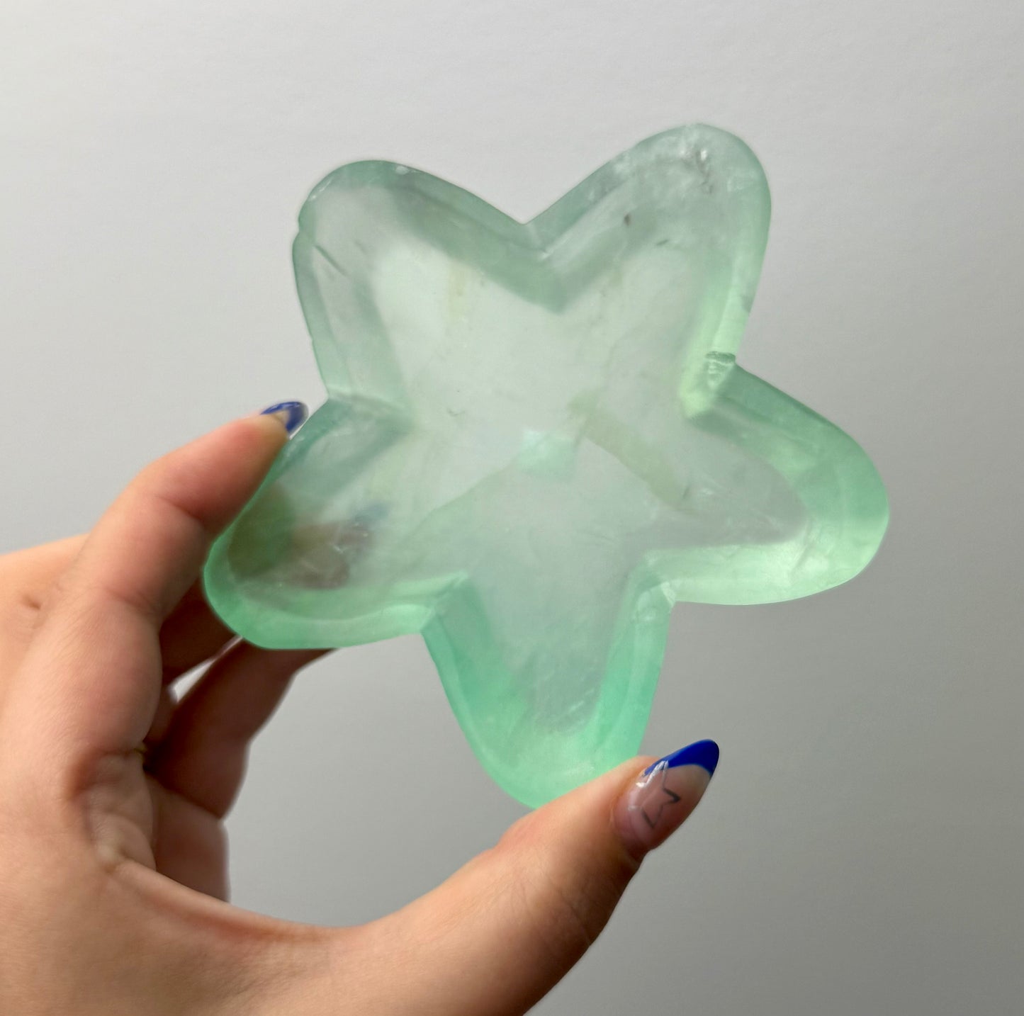 Fluorite star bowl