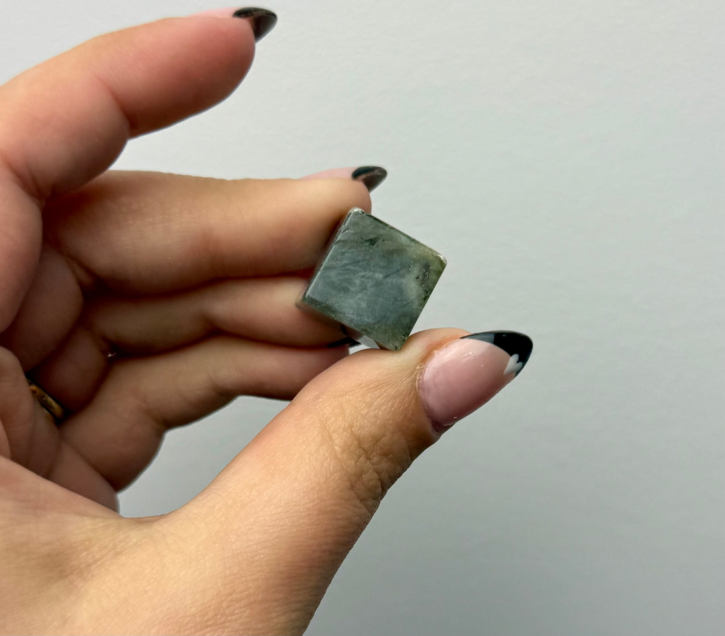 Labradorite cube