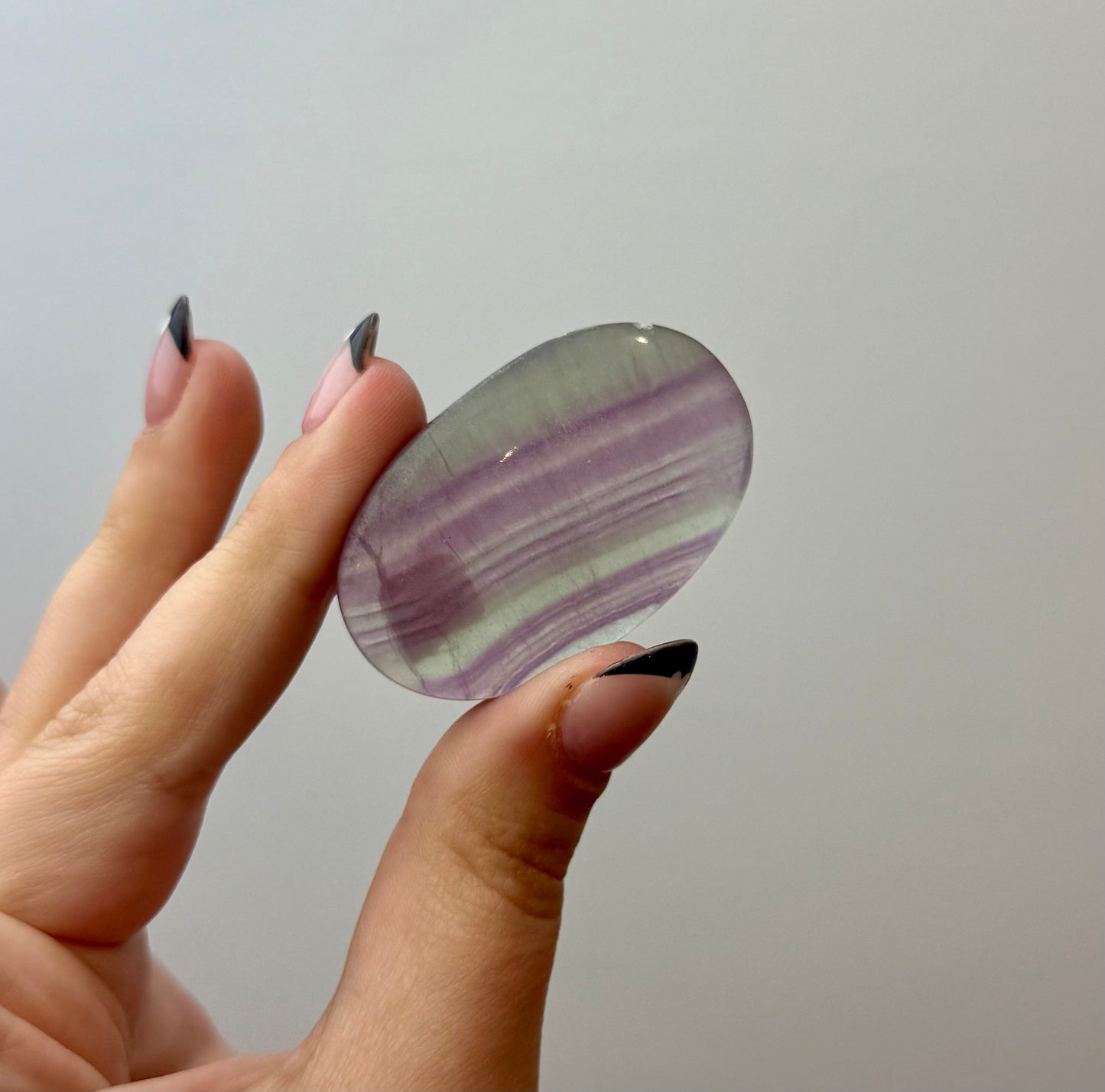 Fluorite palm stone