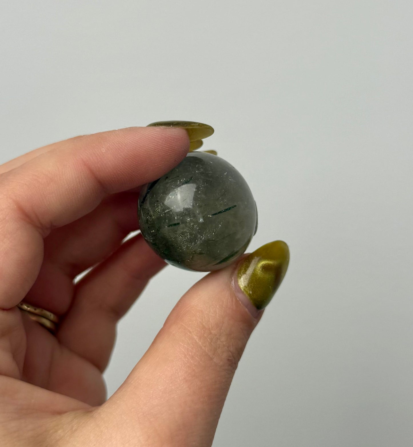 Green rutile quartz tumble
