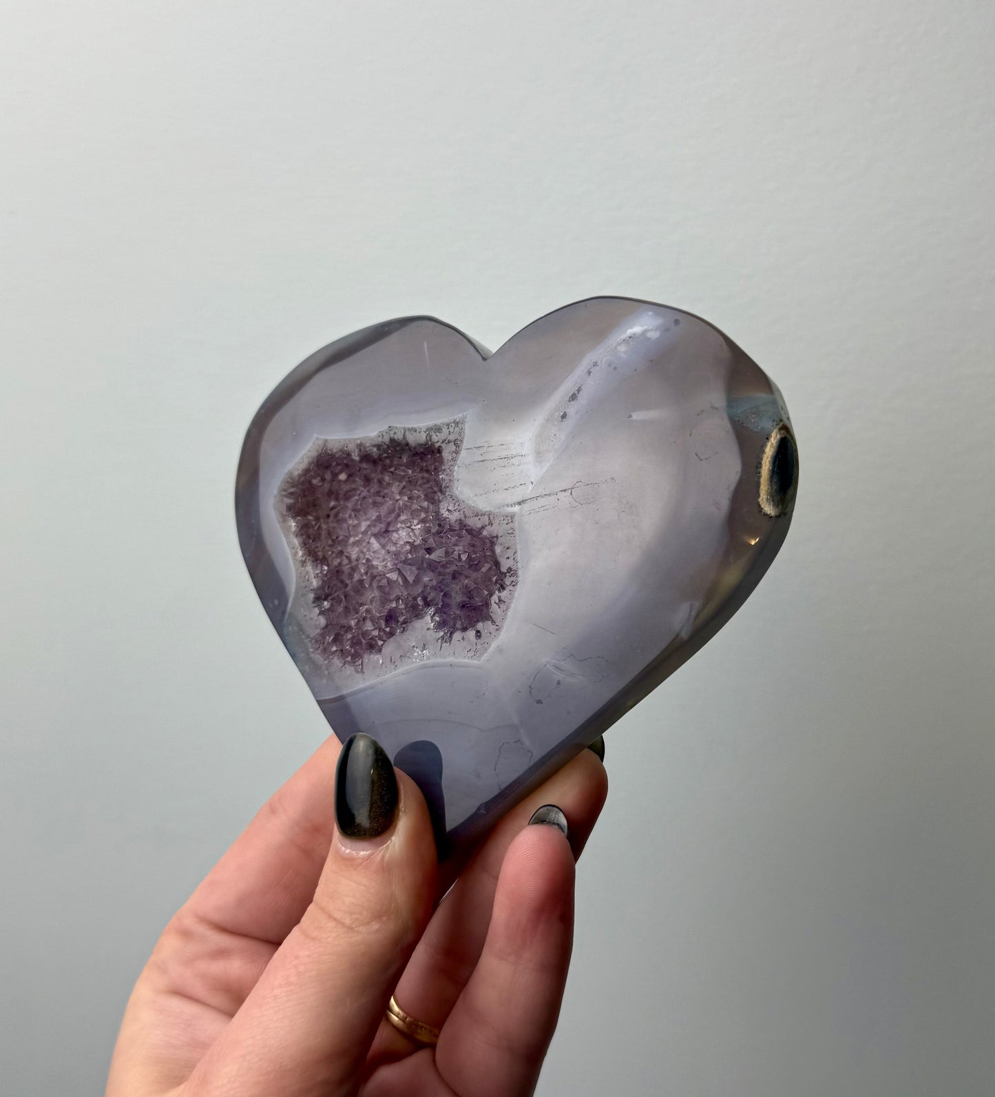 Amethyst agate heart carving
