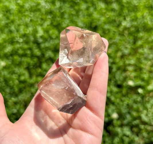 Light smoky Quartz freeform