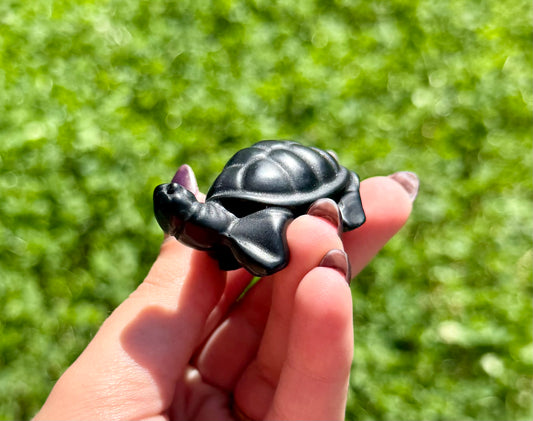 Obsidian turtle carving