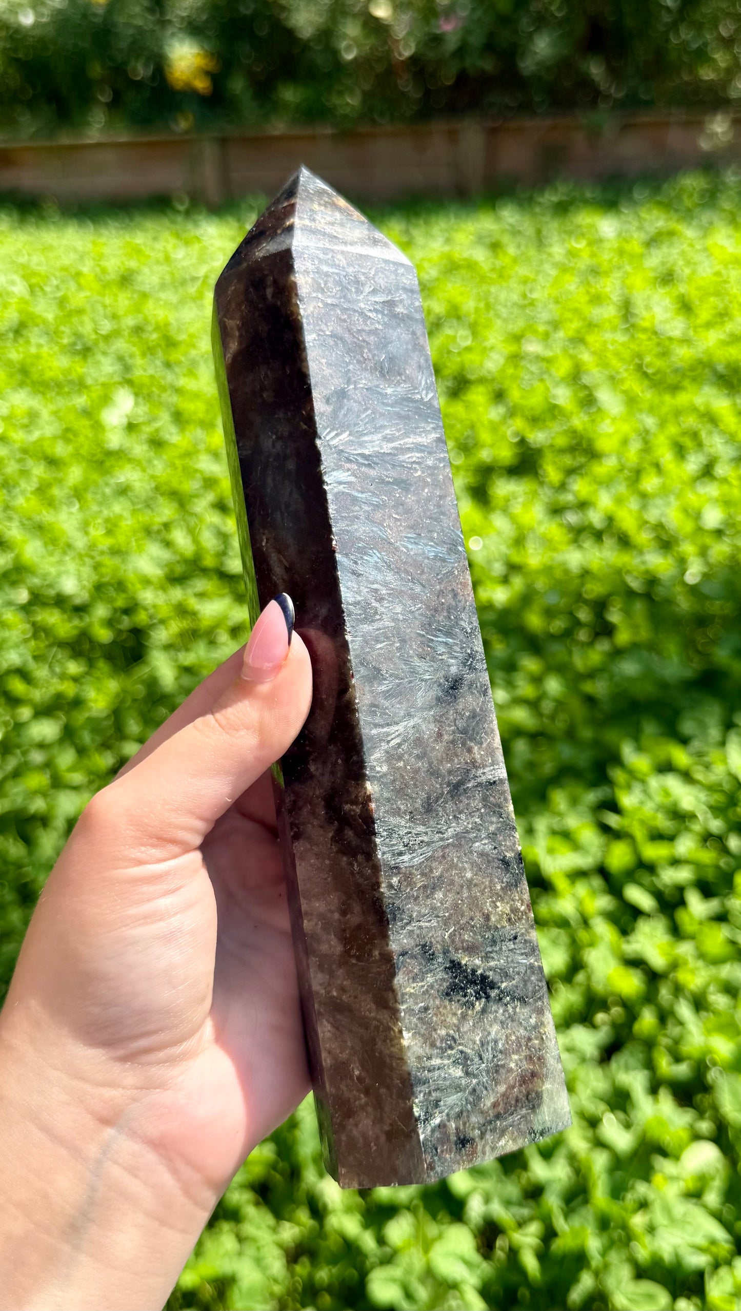 Firework stone/Arfvedsonite tower