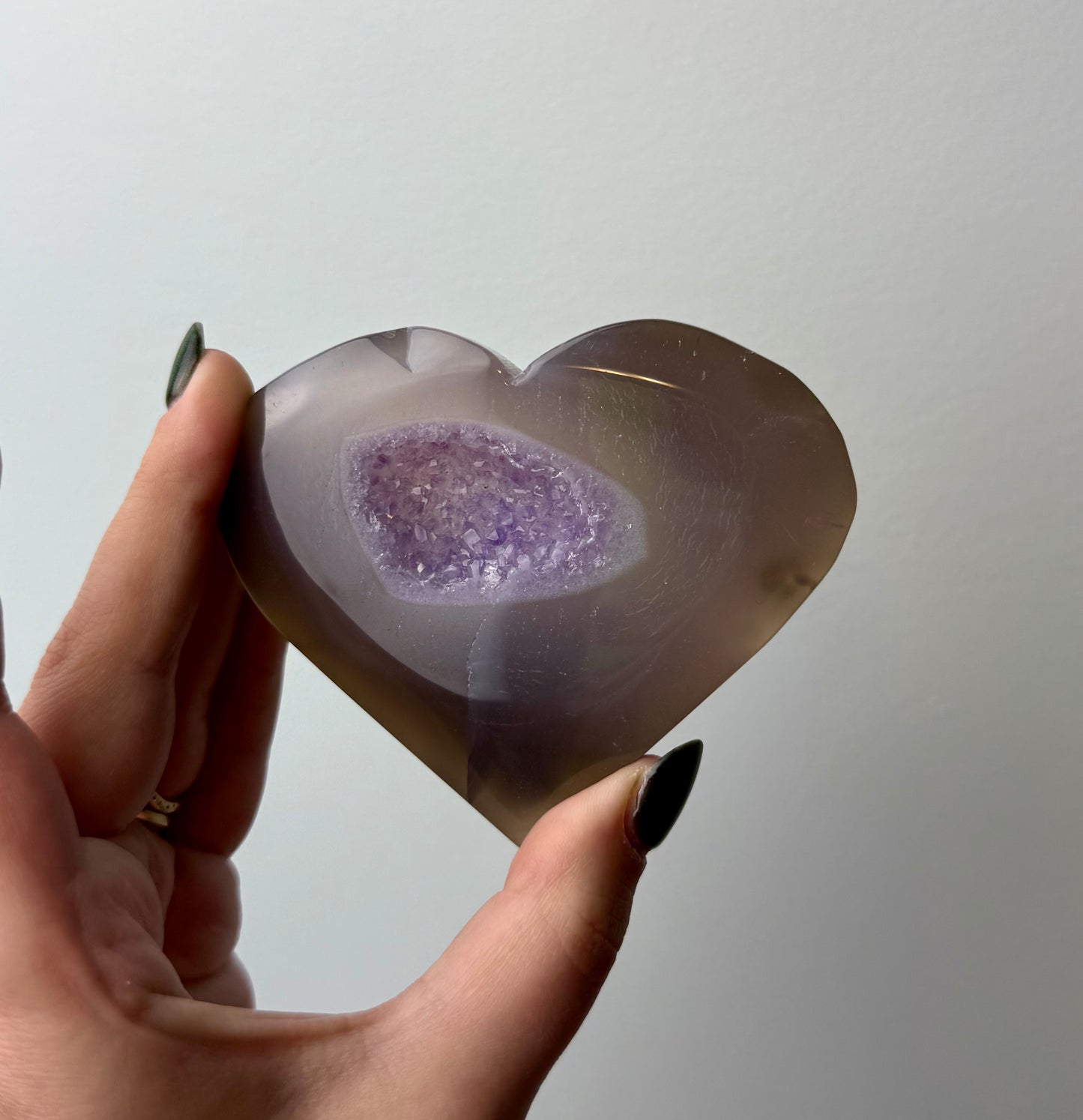 Amethyst agate heart carving