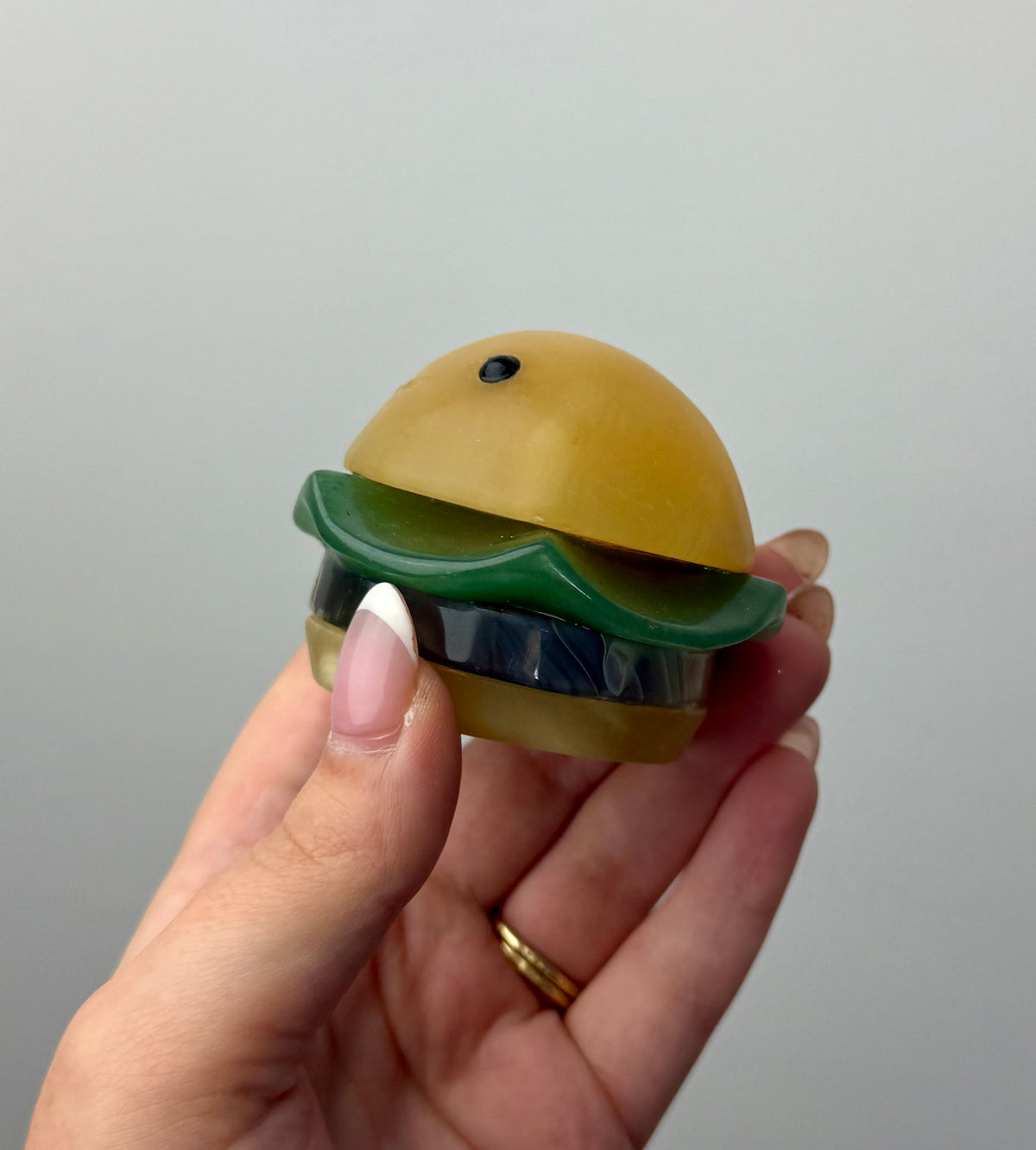 Crystal burger carving