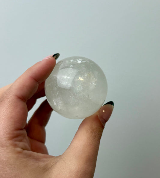 Optical calcite sphere